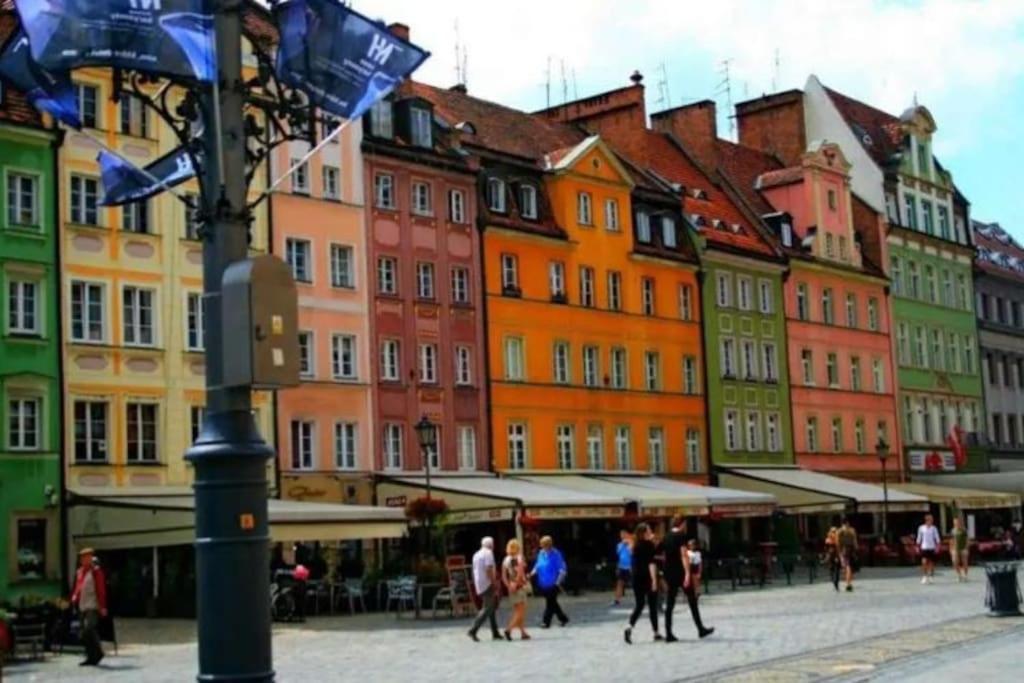 Cozy Room - 10 Min.From Rynek Wroclaw Luaran gambar